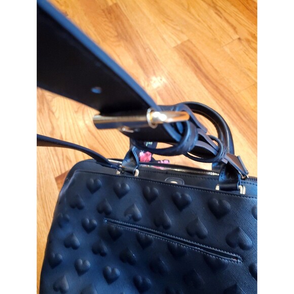 Betsey Johnson Embossed Heart Satchel Purse Bag Black - Picture 9 of 11